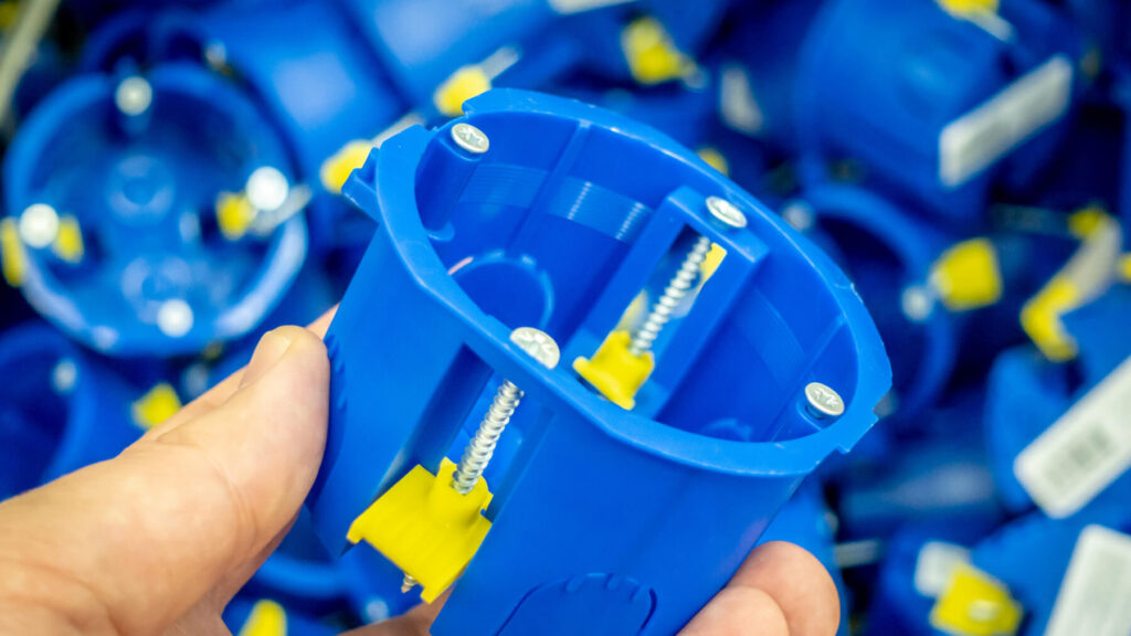 plastic cup/cap
